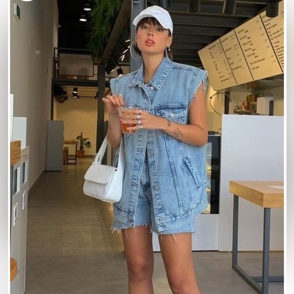 2 in 1 Wrangler Heritage Jean denim jacket zip off sleeves jacket! - Picture 15 of 16